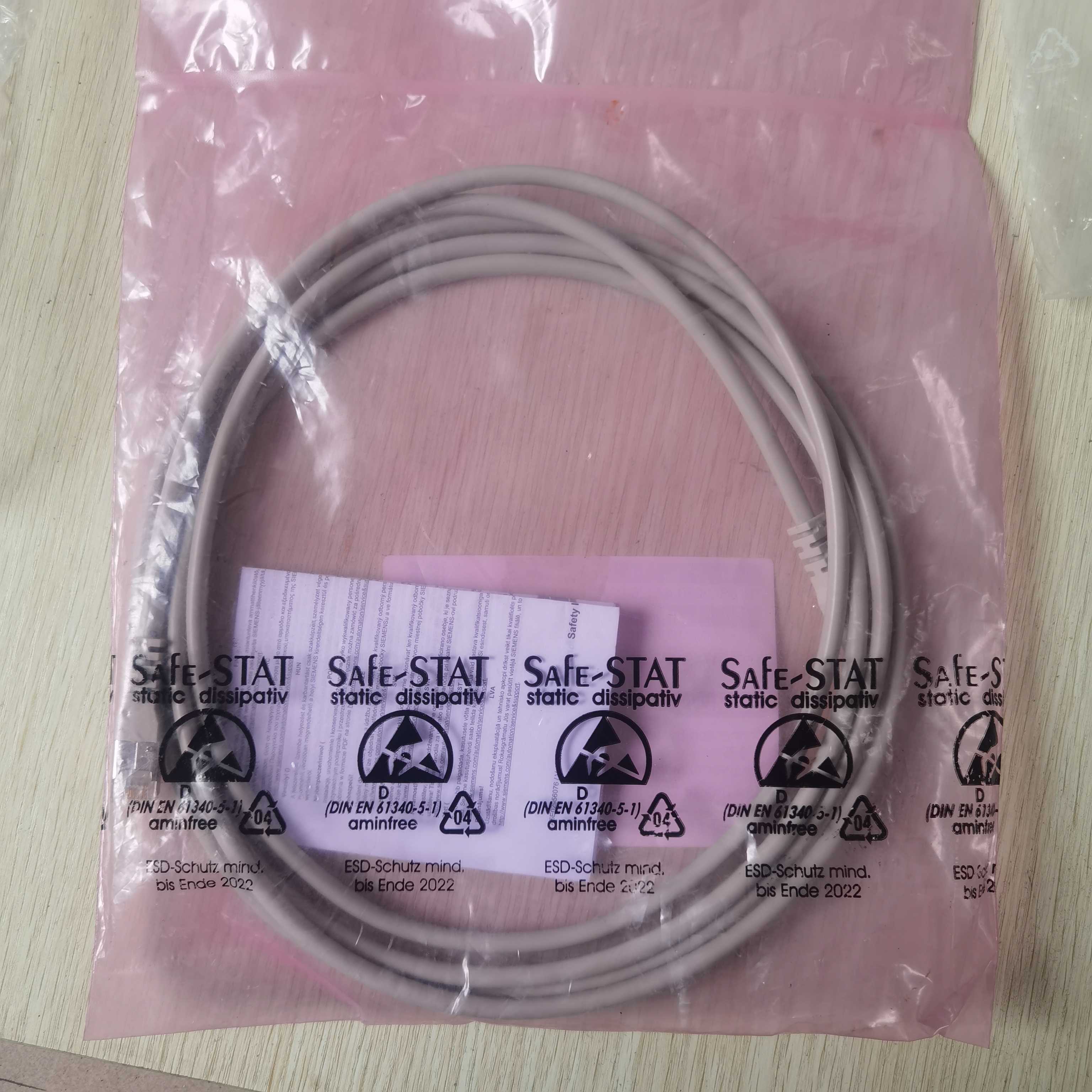 现货促销 全新原装 SIEMENS 西门子 6SL3060-4AJ20-0AA0 实物照片