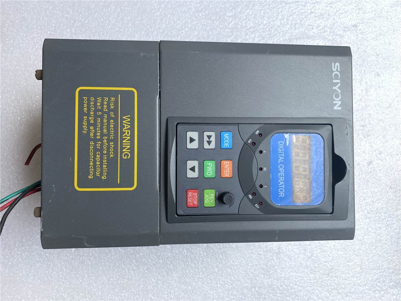 拆机变频器KD200-T0055GB 5.5KW 380V 实物图询价