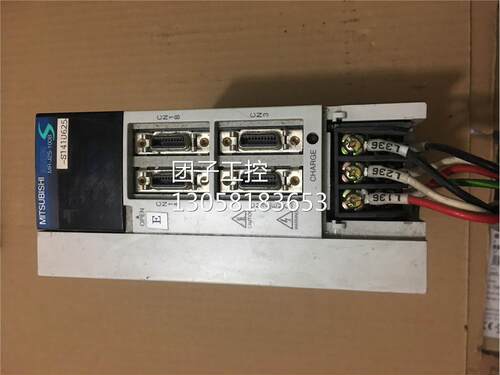 ￥MR-J2S-100B-S141U625 日本三菱 拆机 机器7成新询价