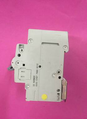 $HAGER/海格4P0.5A塑壳交流小型低压断路器C0.5空气开关MC400P询