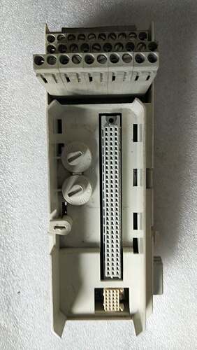 优嘉工控7.5 包好拆机 ABB模块 TU811V1,3BSE013231R1 原装底座询
