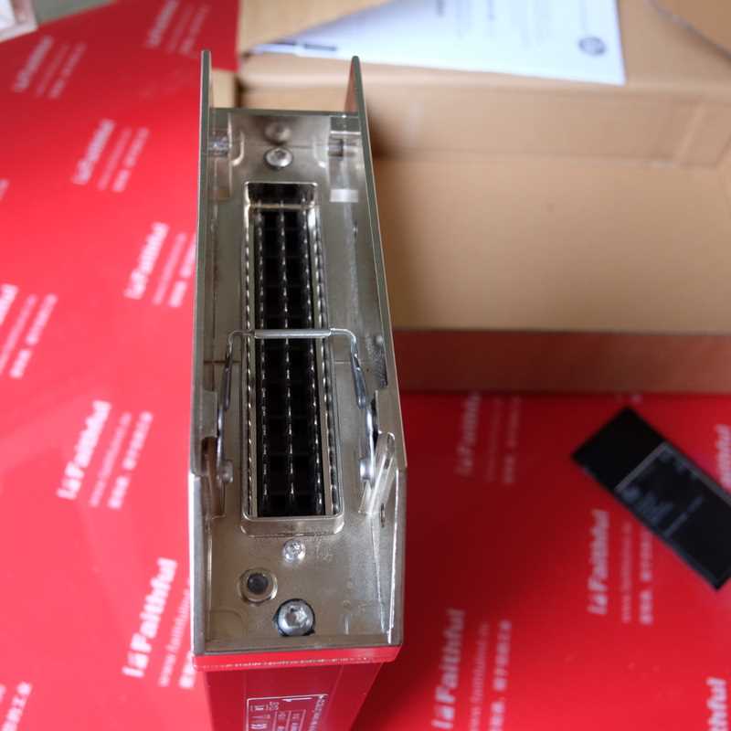 @IFM CR0020 易福门全新用于移动车辆和工程机械的标准控制器询价