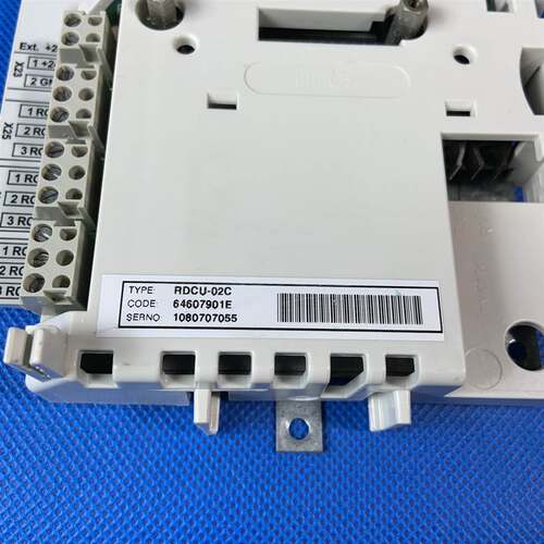 RDCU-12C是ABB变频器ACS800主控制板IO接线端子信号CPU板RDCU-02C