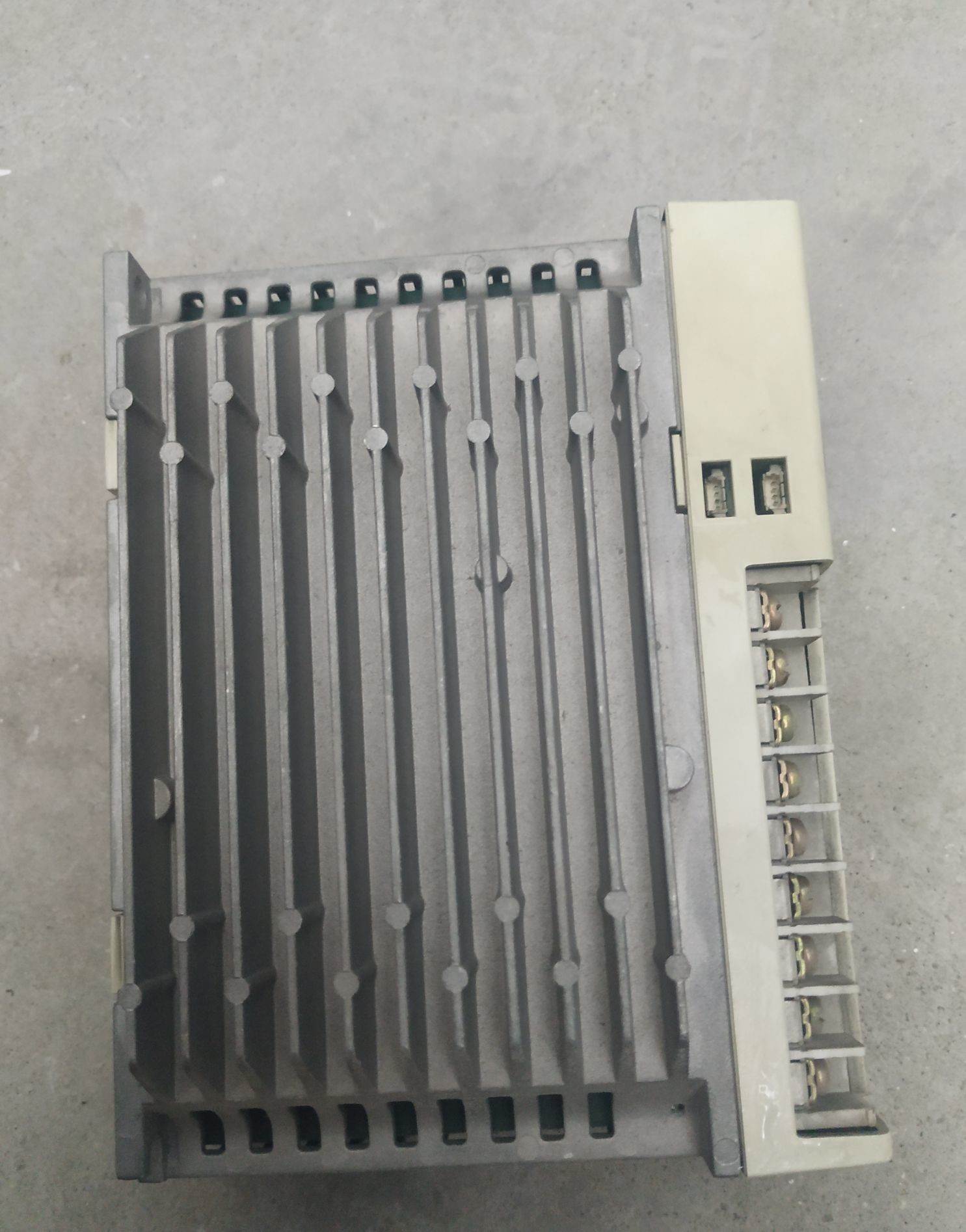 三菱伺服驱动器 MR-J60A实物图片89成新询价