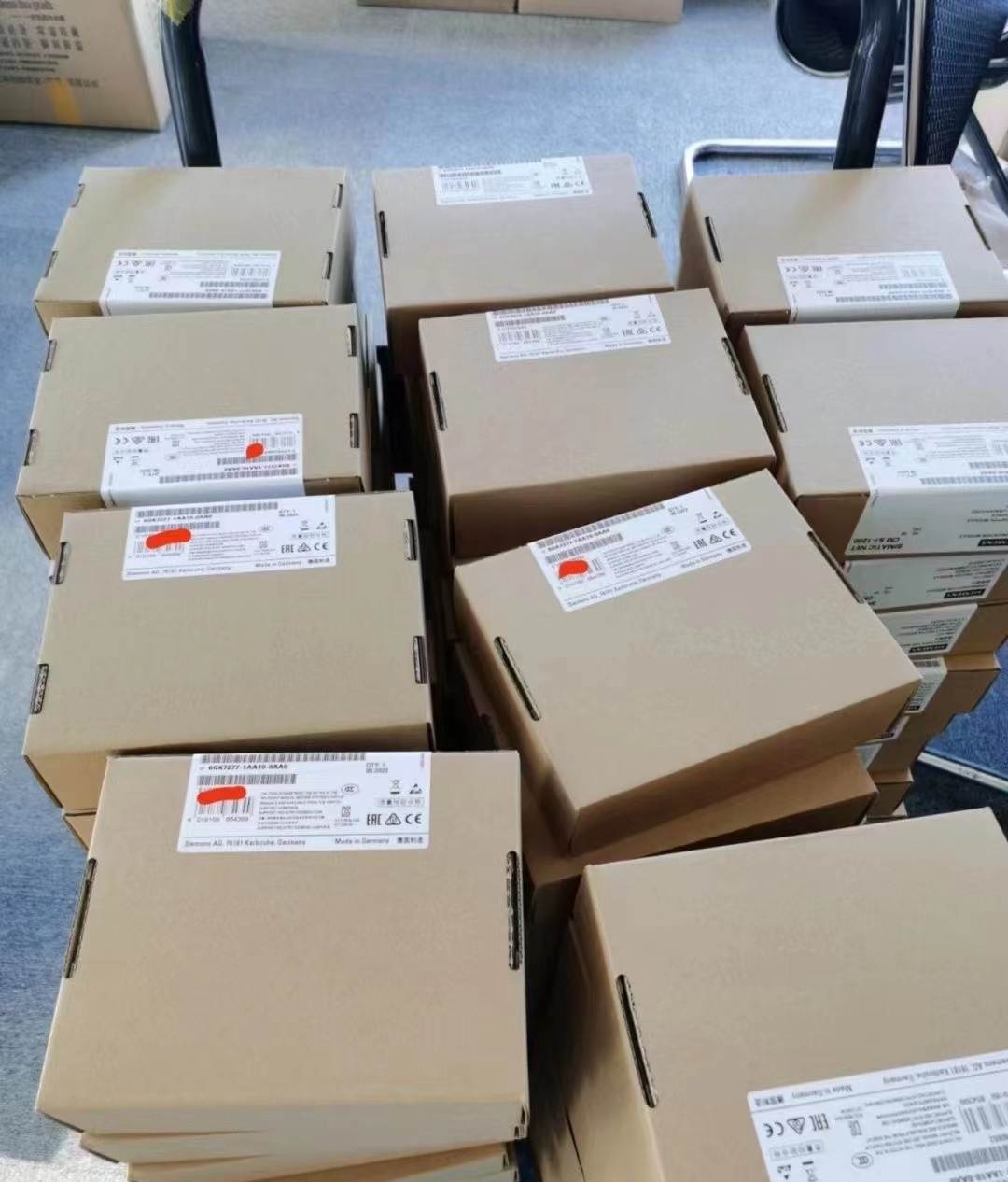 西门子6GK5208-0BA00-2AB2全新现货询价