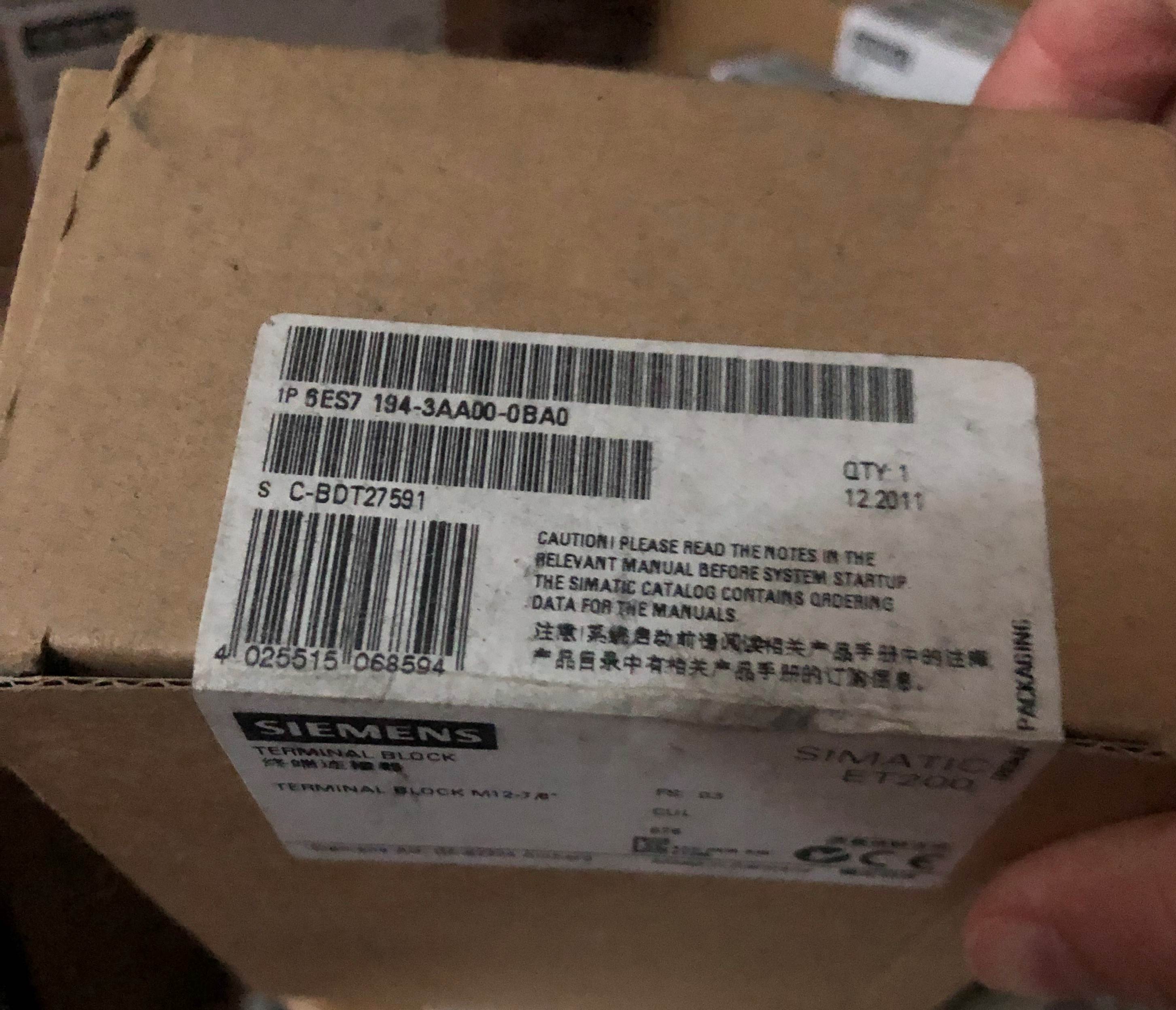 全新原装6ES7193-6BP20-0DA0 ET200SP基座 6ES71936BP200DA0 底座