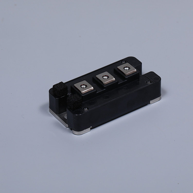 供应三菱 CM100DY-24NF 功率电源IC IGBT模块 