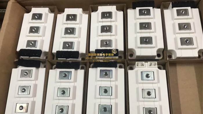 FF300R06KE3 FF400R12KE3 FF300R12KE3FF200R17KE3 FF400R06KE3询