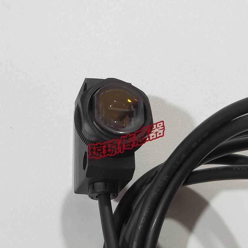 欧姆龙光电开关传感器
