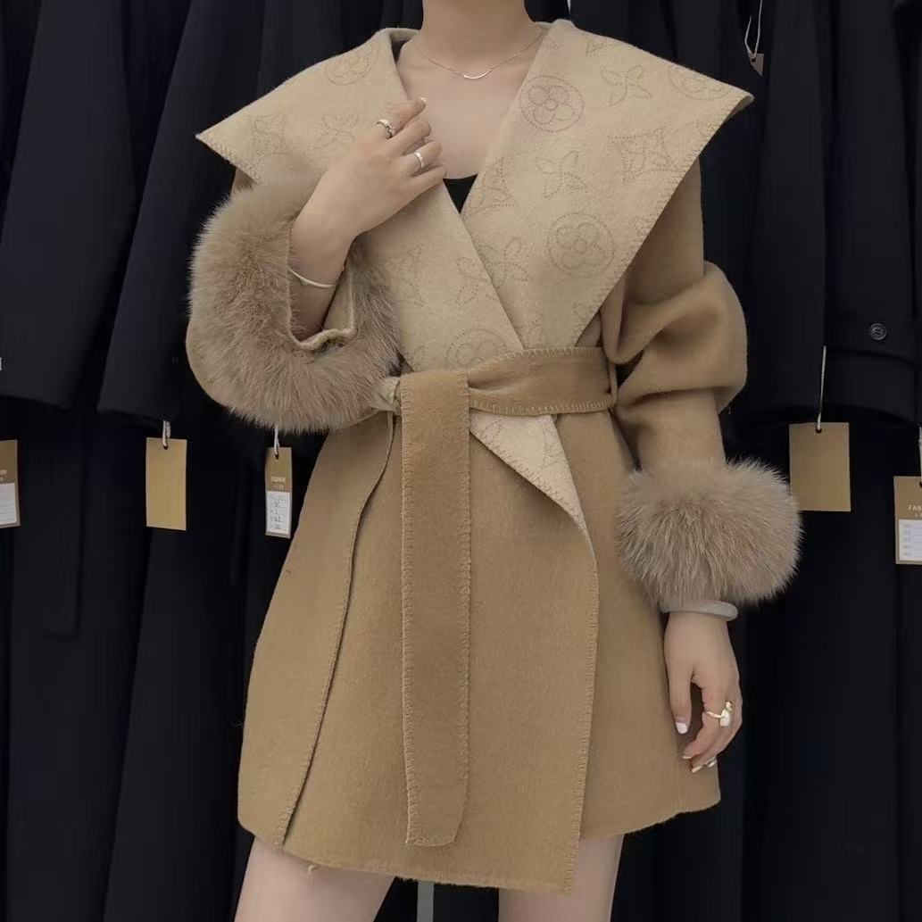 2025秋冬新款印花中长款狐狸毛袖羊毛大衣宽松系带韩系毛呢外套女