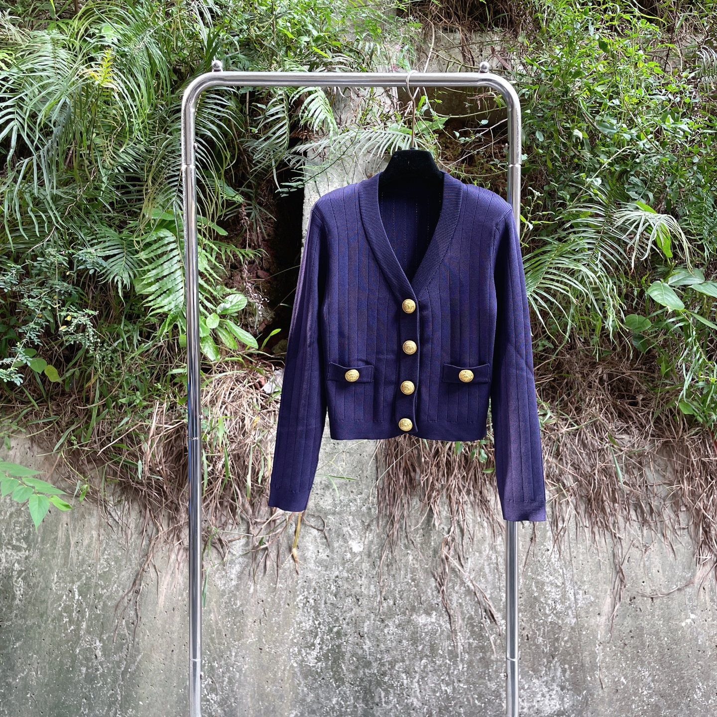 针织单排扣V领开衫金属扣