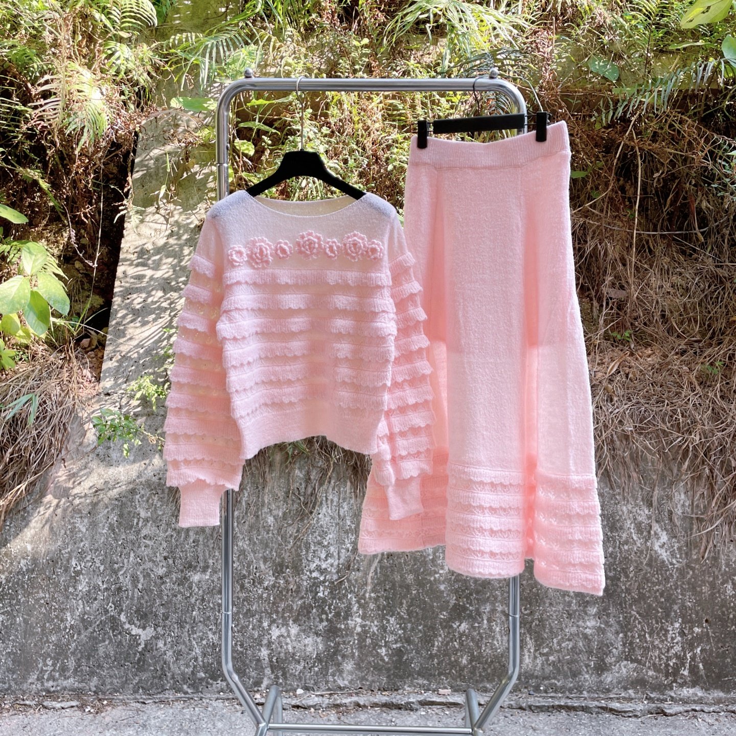 超好看的仙气感粉色马海毛立体手工钩花浪漫风长袖针织衫半裙套装,女装/女士精品,时尚套装,淘宝优惠券,粉丝福利购,淘宝优惠卷