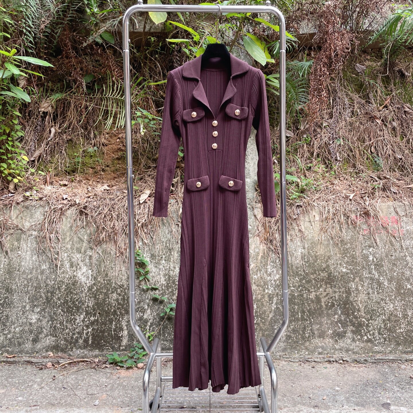 针织连衣裙女2026春新款法式翻领修身显瘦气质包臀中长鱼尾裙