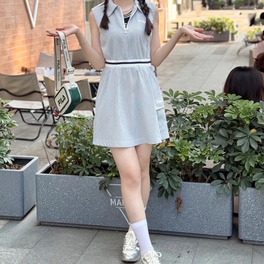 FILA/斐乐女子连衣裙2025夏新款收腰无袖翻领连身裙F11W529314F