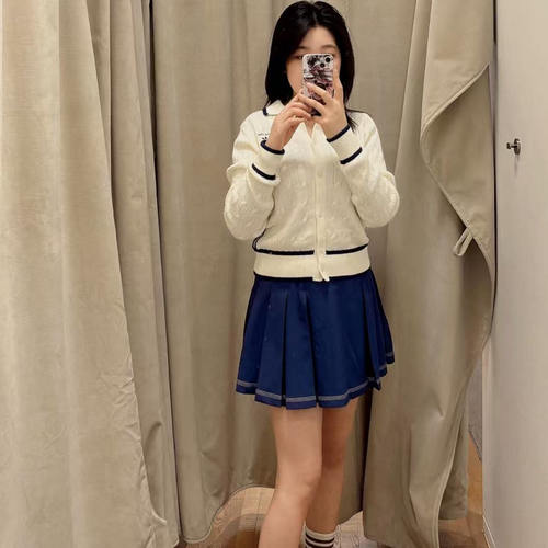 Adidas阿迪达斯三叶草短裙女士针织保暖翻领外套JM8017/JM8015