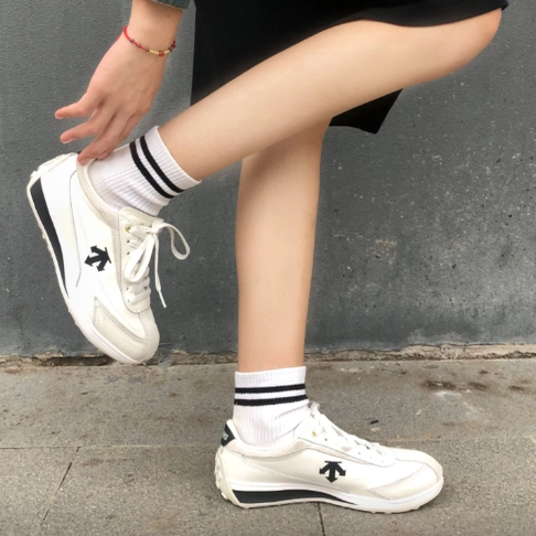 迪桑特男女同款复古风低帮板鞋