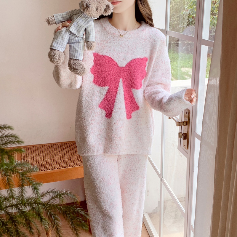 BIEN女半边绒蝴蝶结点缀睡衣甜美