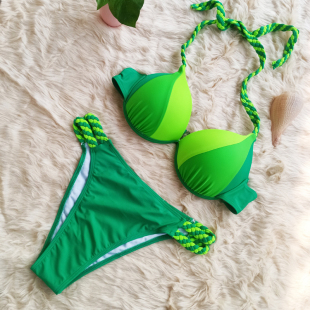 2024钢托拼色比坚尼泳衣聚拢挂脖绿色扣紧比基尼温泉绿色女游泳装