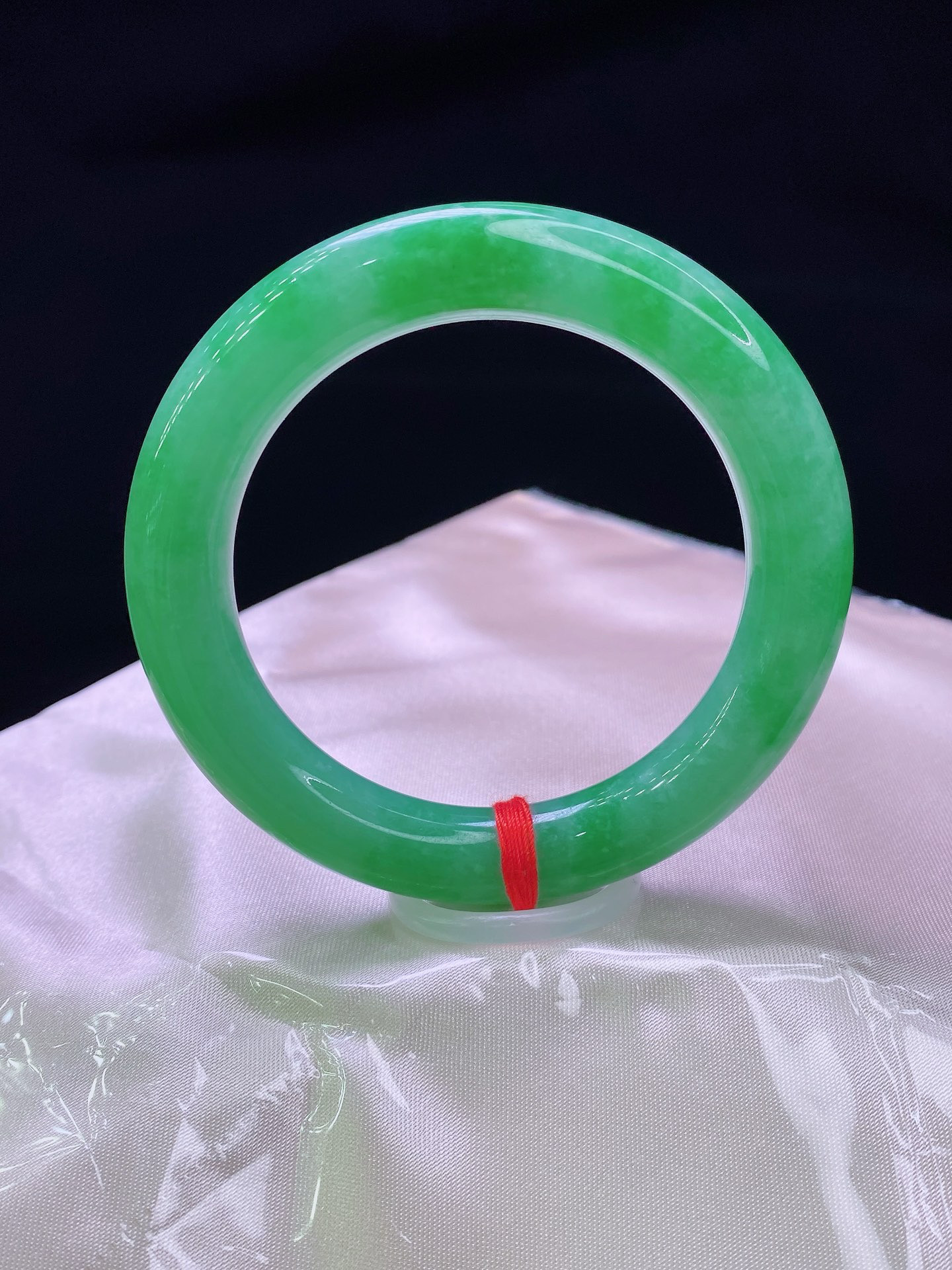 圆条冰糯种飘阳绿翡翠手镯缅甸天然A货玉器证书满色满绿果绿玉镯