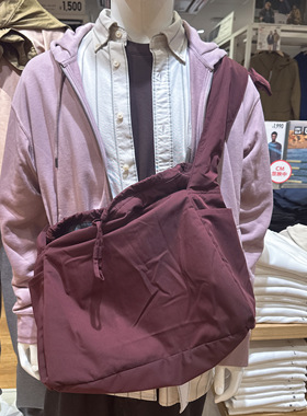 日本优衣库专柜代买秋冬新品男女兼用多色软挎包483802