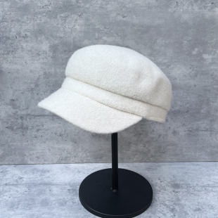 版 老钱风羊毛针织奶白色平顶帽女秋冬英伦报童帽显脸小 型超正时尚