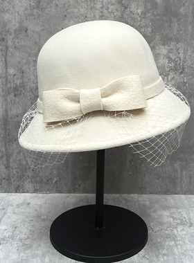 法式富家千金白色大蝴蝶结网纱礼帽女冬赫本风盆帽百搭气质渔夫帽