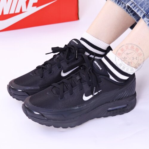 NIKE男子透气耐磨缓震运动跑步鞋