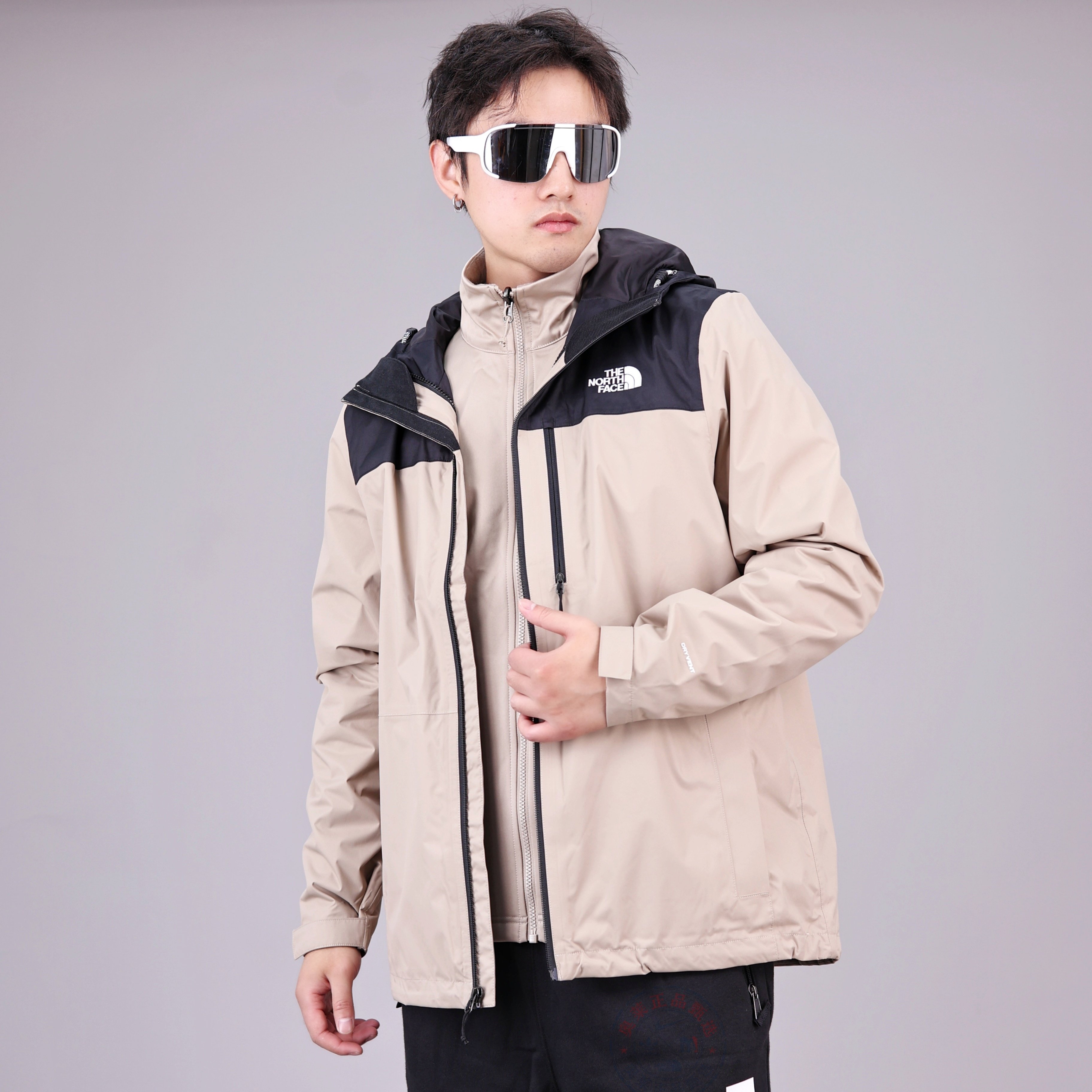 TheNorthFace北面冲锋衣男25秋冬新款防水软壳内胆三合一外套8DMK,运动服/休闲服装,运动茄克/外套,淘宝优惠券,粉丝福利购,淘宝优惠卷