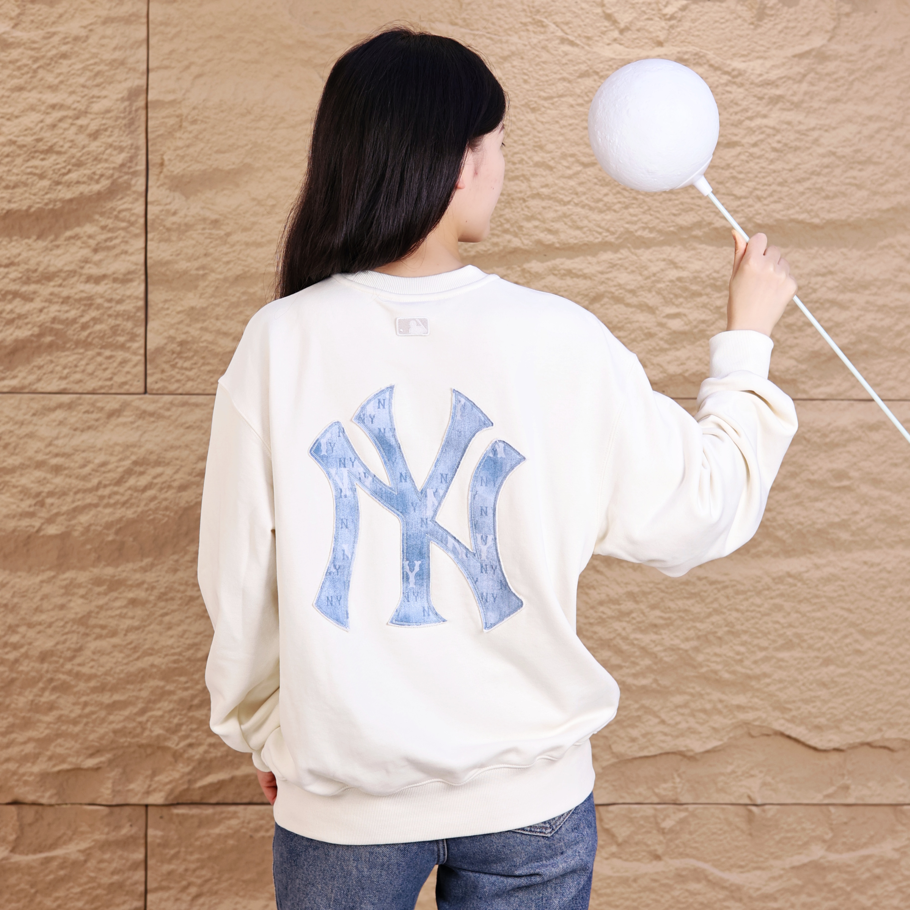 MLB情侣圆领后背大logo长袖卫衣