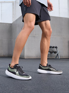 Nike耐克跑步鞋男透气训练鞋冬季健身飞织缓震透气运动鞋HF1078