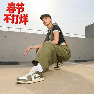 耐克乔丹冬季AJ1女子轻便刺绣板鞋平底低帮防滑休闲运动鞋 DC0774