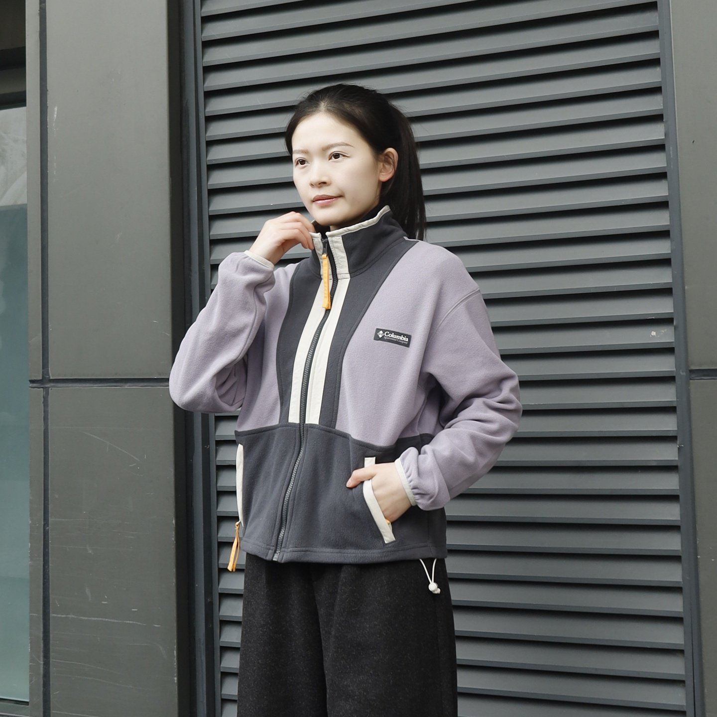 哥伦比亚女士保暖舒适立领抓绒衣