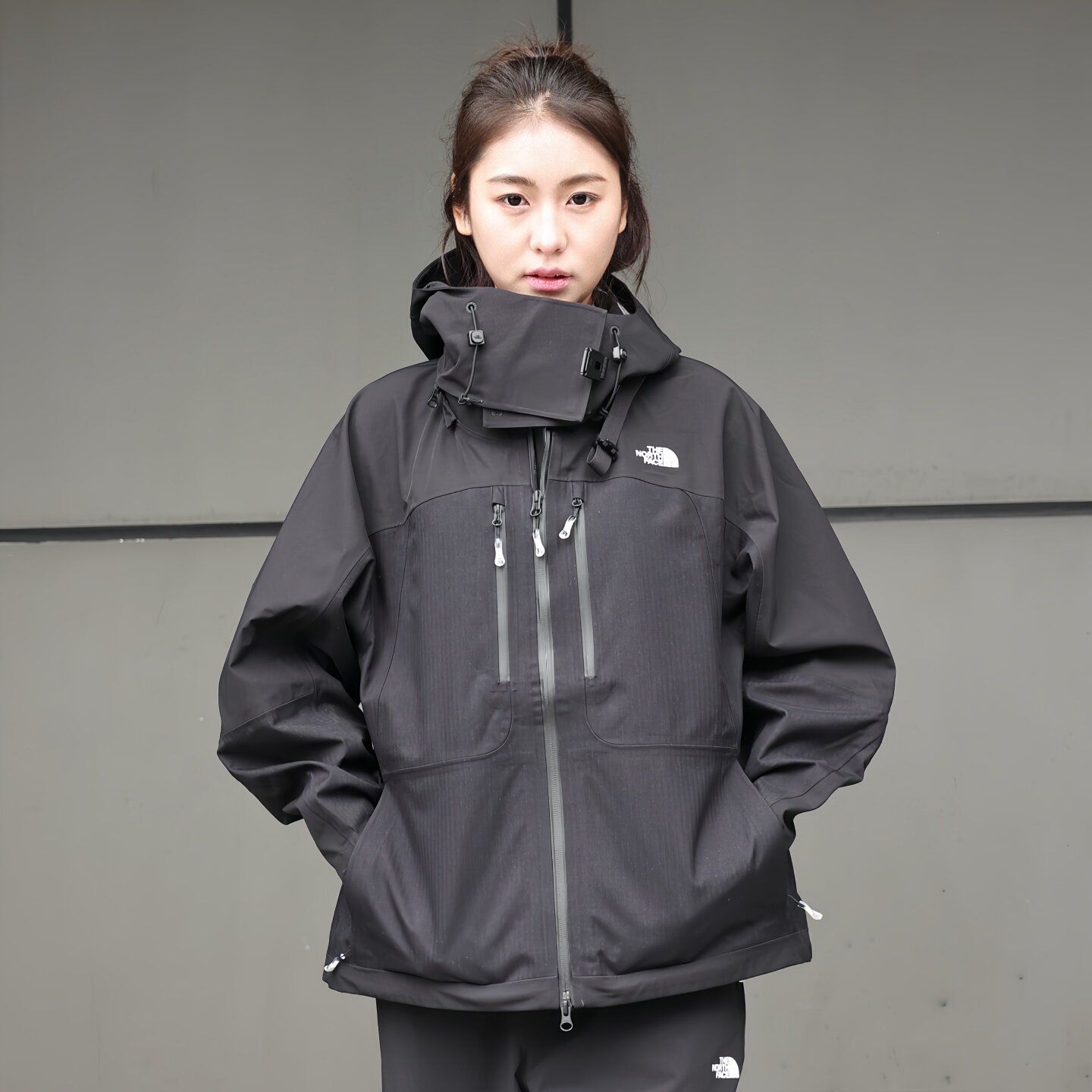 The North Face北面冲锋衣女26春夏新UE设计师款防水硬壳外套8E2M