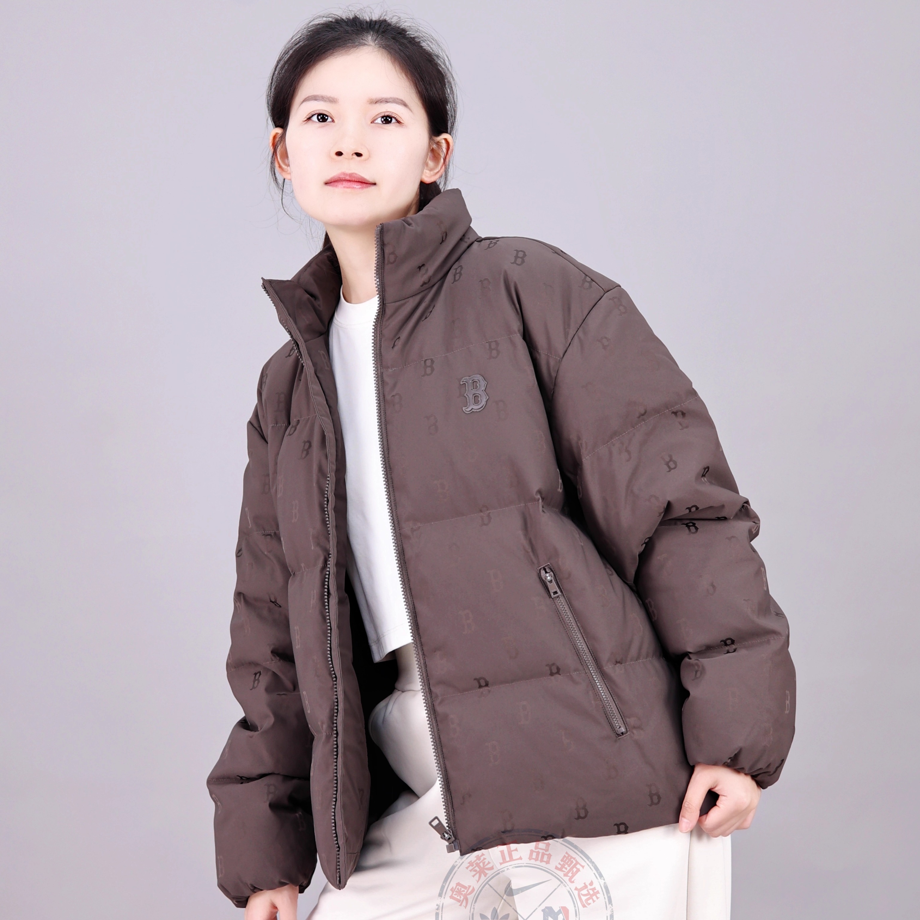 MLB男女款羽绒服立领保暖老花