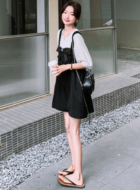 现货白T+暗纹高级背带裤 套装2D078-T1868-P145K208