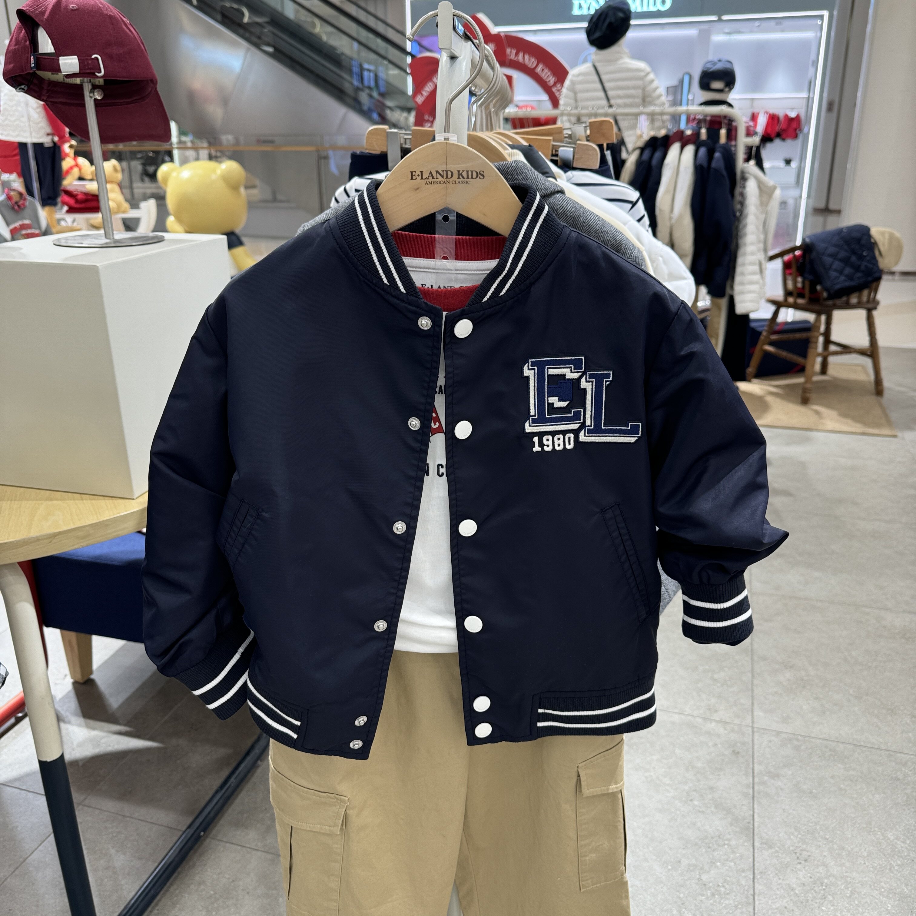 衣恋童装正品春男童棒球服外套