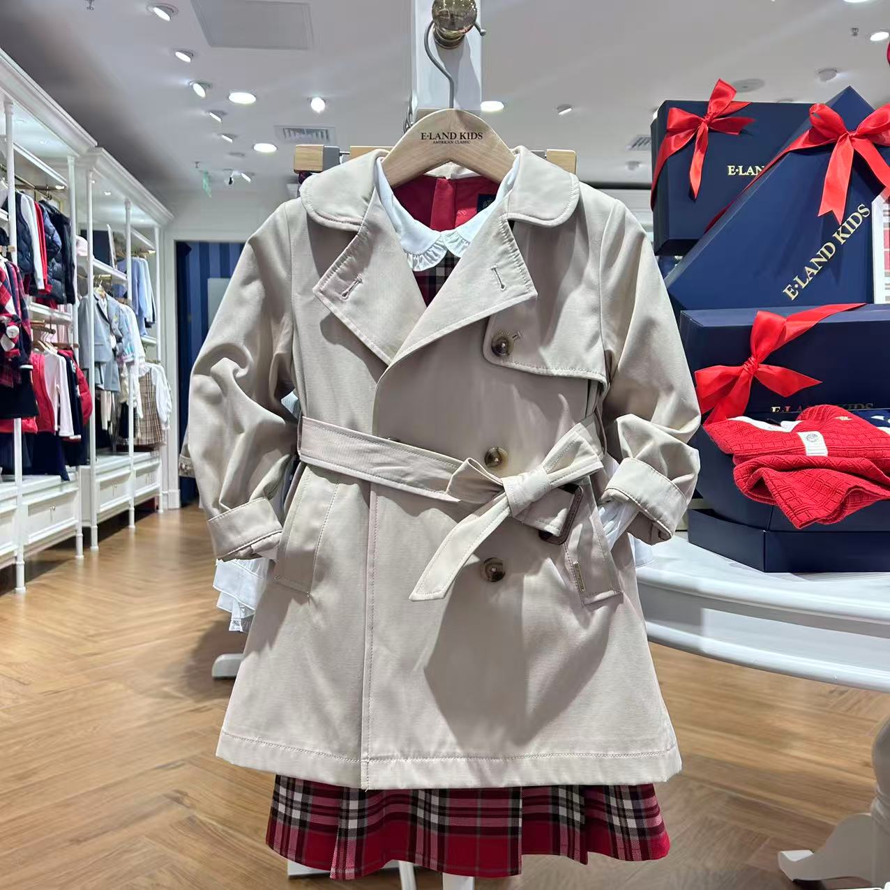 衣恋童装正品春女童收腰风衣外套