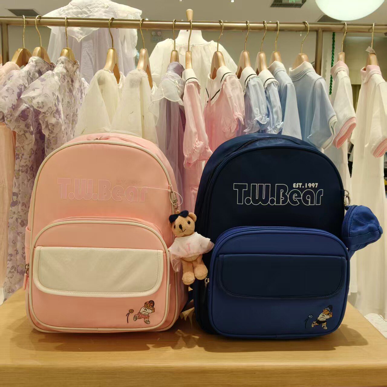 TeenieWeenie童装专柜正品25春款小学生护脊减压书包TKAT25S191A