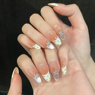 唯品【陌上蝶舞】手绘紫色小花春天腮红渐变可爱甜妹手工穿戴甲