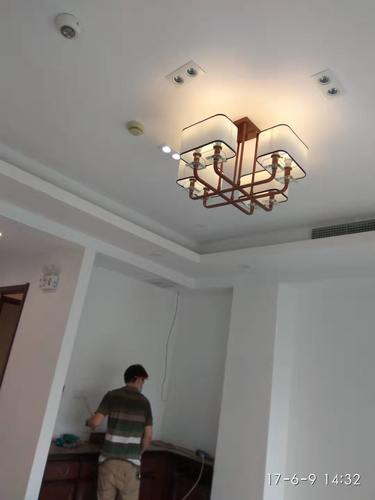 上海装修施工队全包半包清包新房二手房办公室店铺木工泥工油漆工