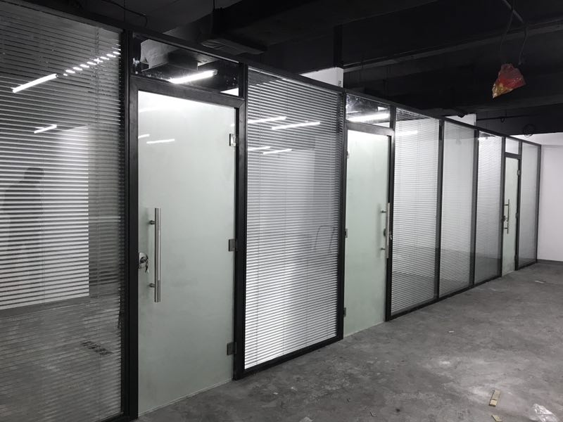 上海办公室装修公司专业装修施工队石膏板隔墙轻钢龙骨吊顶涂料施