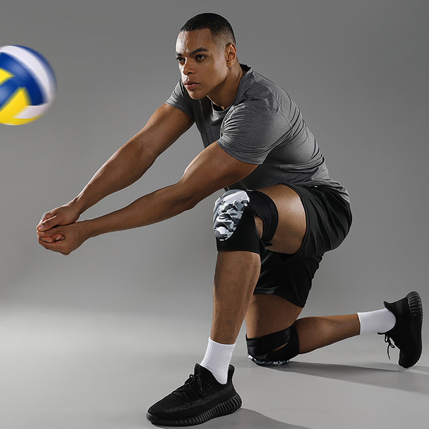 舞蹈护膝排球男女通用膝盖防护加厚海绵健身跑步篮球运动网球护具