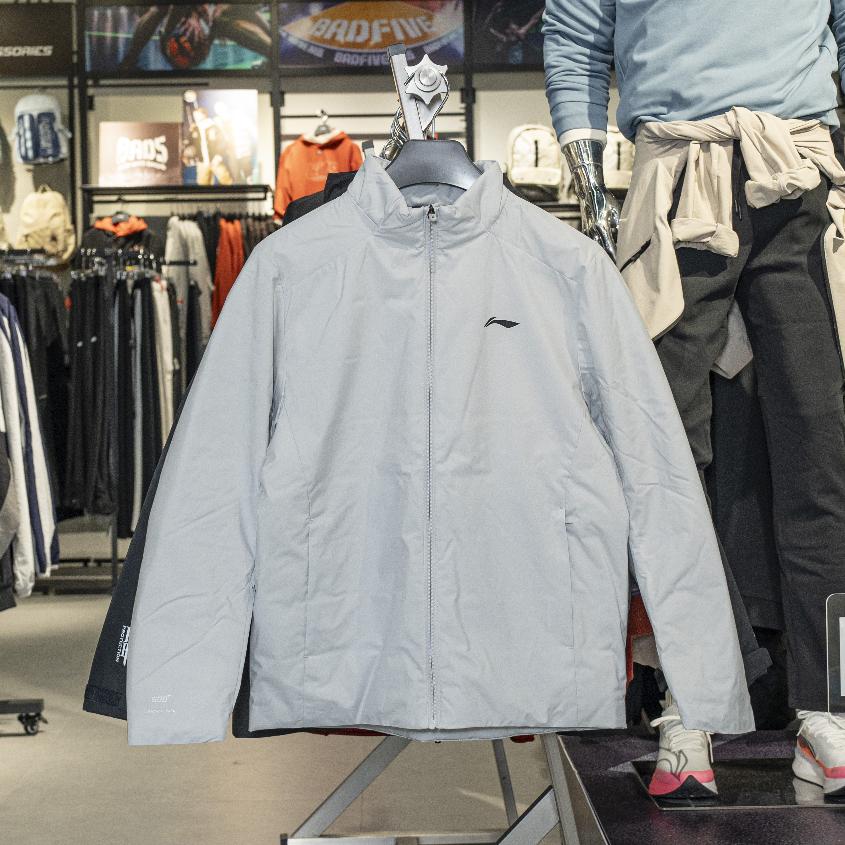 李宁短款羽绒服男子健身保暖外套