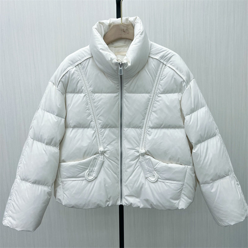 C●2025冬季新品 短款立领羽绒服女宽松面包服加厚保暖外套9515