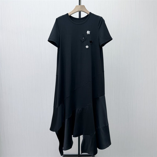 芭●2026夏季新品 短袖连衣裙女宽松休闲设计感小众T恤裙子3024