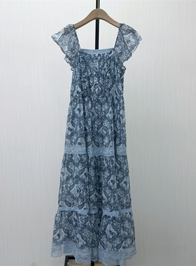 芭●2026夏季新品 法式碎花连衣裙女气质显瘦小清新茶歇裙3059