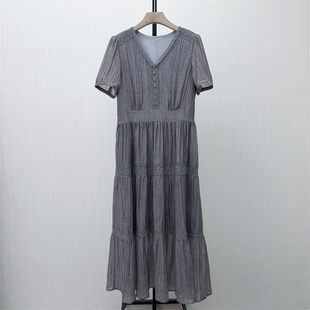 香●2026夏季新品 法式v领连衣裙女气质显瘦小清新a字茶歇裙1454