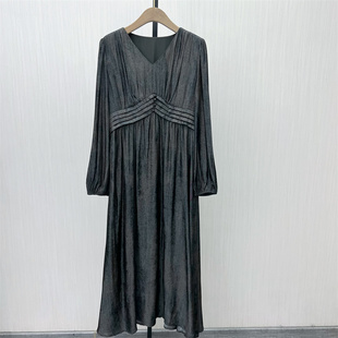 法式 新品 v领连衣裙女气质显瘦小清新a字茶歇裙296 2025秋季