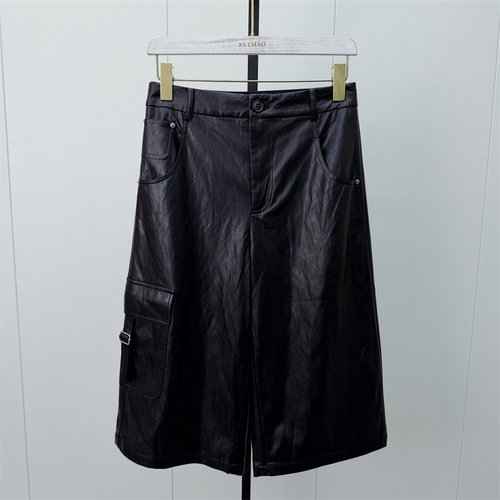 S●2026冬季新品 皮裤阔腿裤女高腰显瘦休闲直筒宽松七分裤717