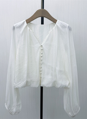 迪●2026春季新品 法式长袖衬衫女气质小众别致宽松打底上衣522